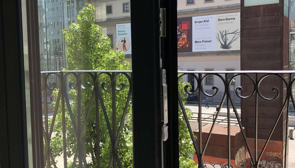 Foto 1 de Apartament per a compartir a Cortes - Huertas, Madrid