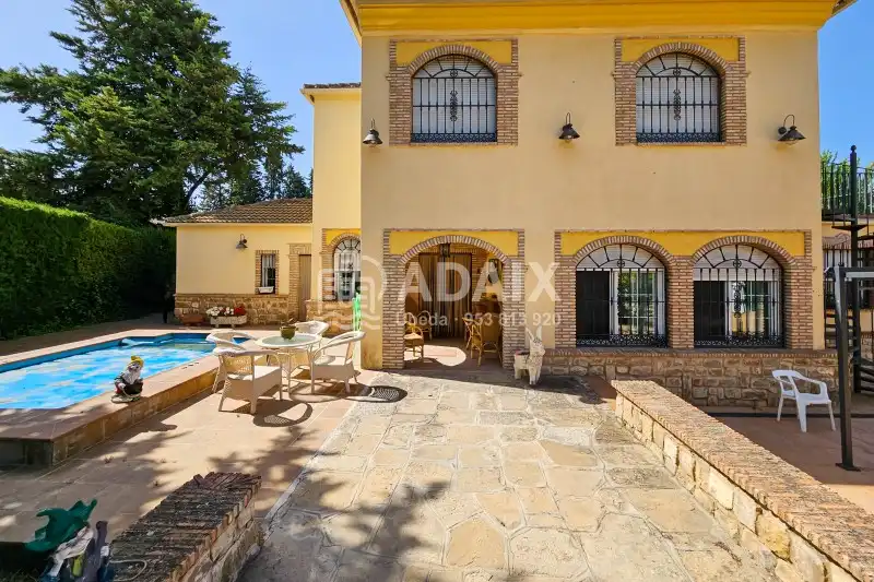 Garden of Houses for sale in Úbeda  with Air Conditioner, Heating and Terrace