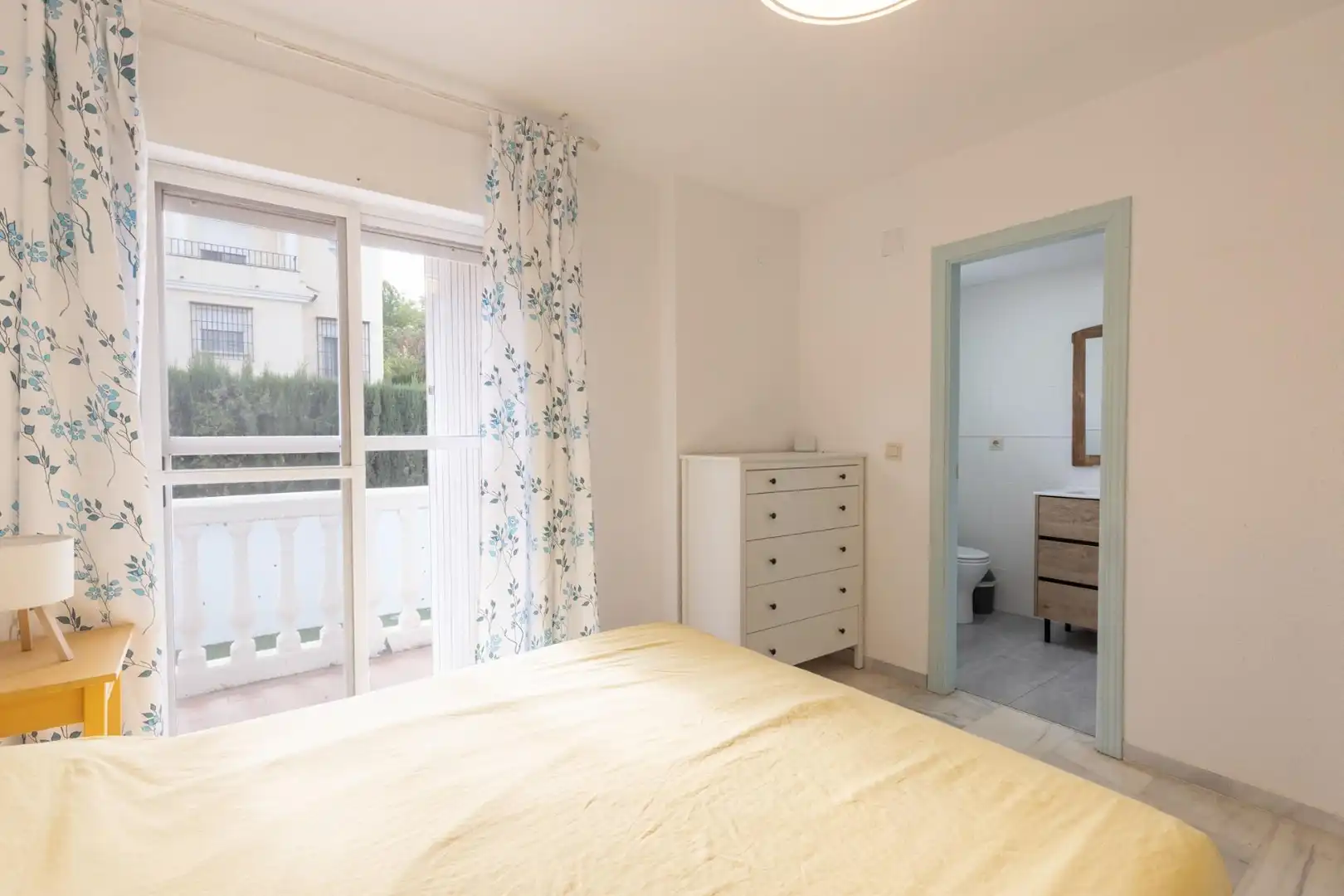 Habitación de Casa o chalet en venta en Altos de la Zubia