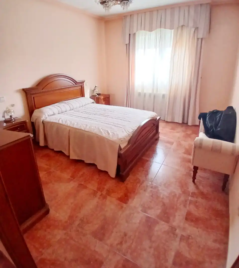 Houses for sale in Paseo de la Cañada, 21, El Guijo - Colonia España