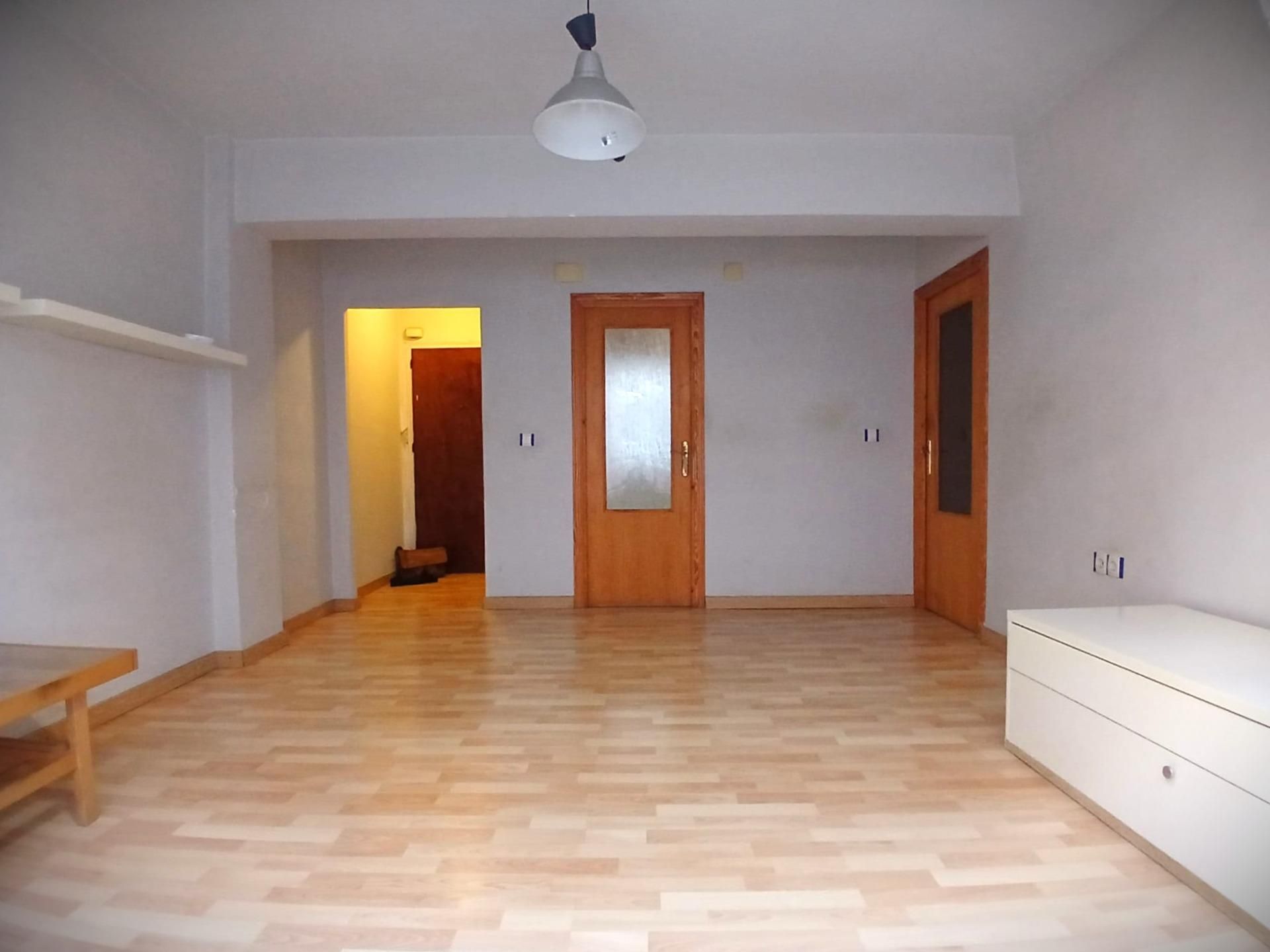 Flat for sale in Florida Alta, Florida - Ciudad de Asís