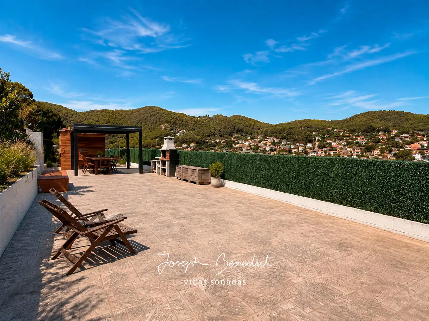 Terrassa de Casa o xalet en venda en Sant Vicenç Dels Horts amb Aire condicionat, Calefacció i Jardí privat