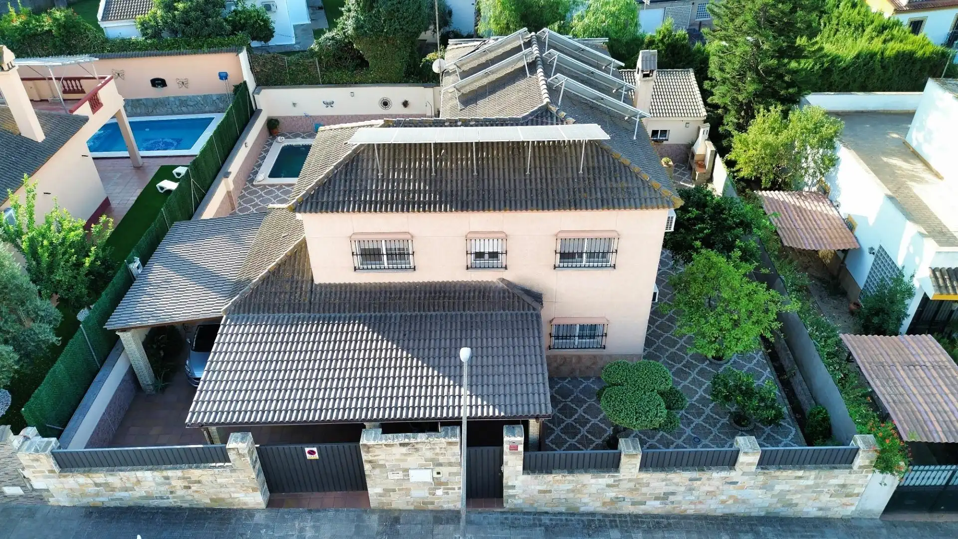 Detached house with pool for sale in Cerros de Montequinto, imagen 3
