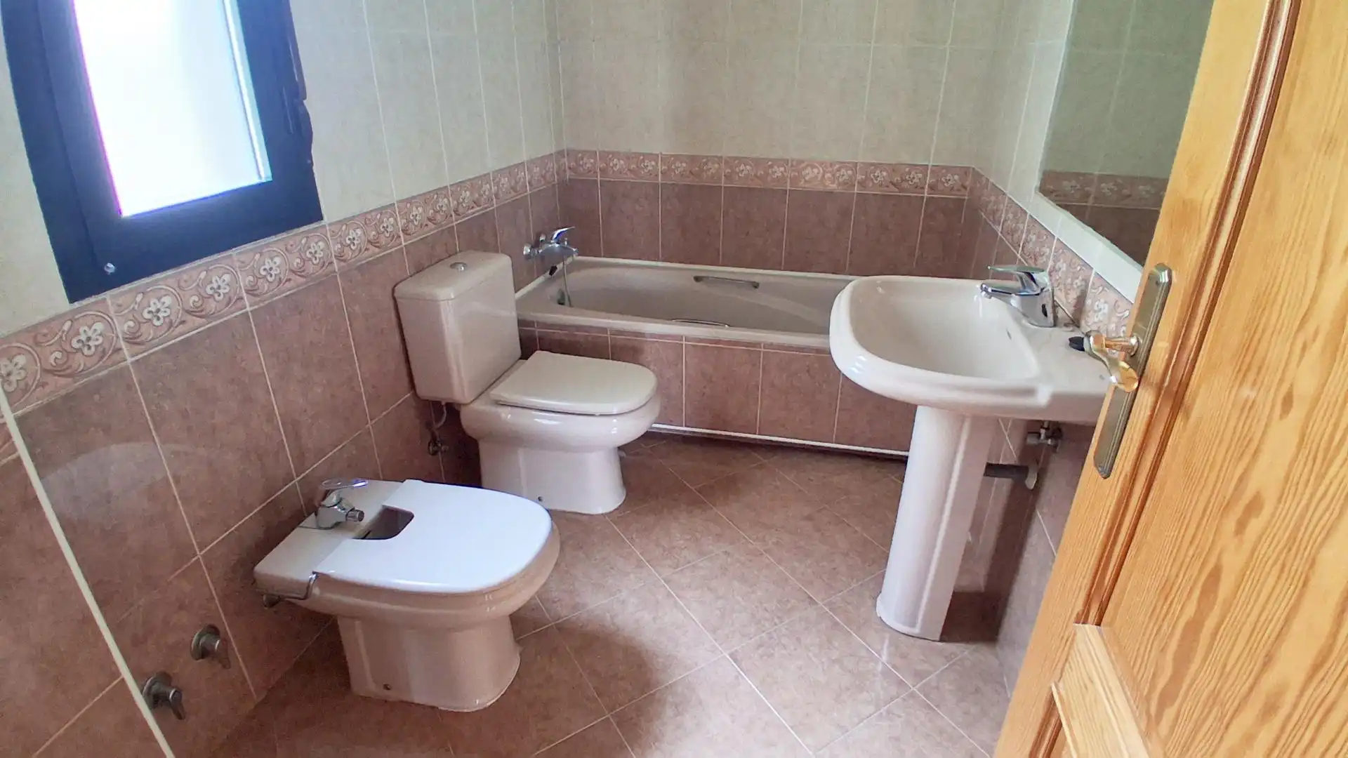 Baño de Casa adosada en venta en Sorihuela con Balcón