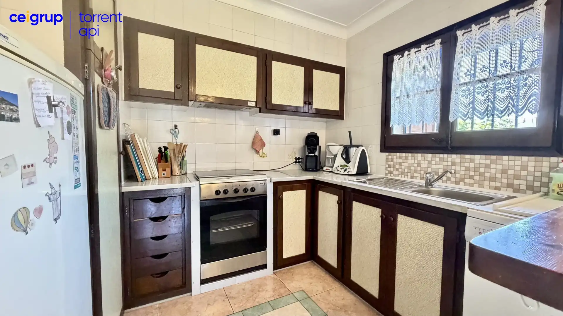 Cocina de Casa adosada en venta en L'Estartit con Aire acondicionado, Calefacción y Terraza