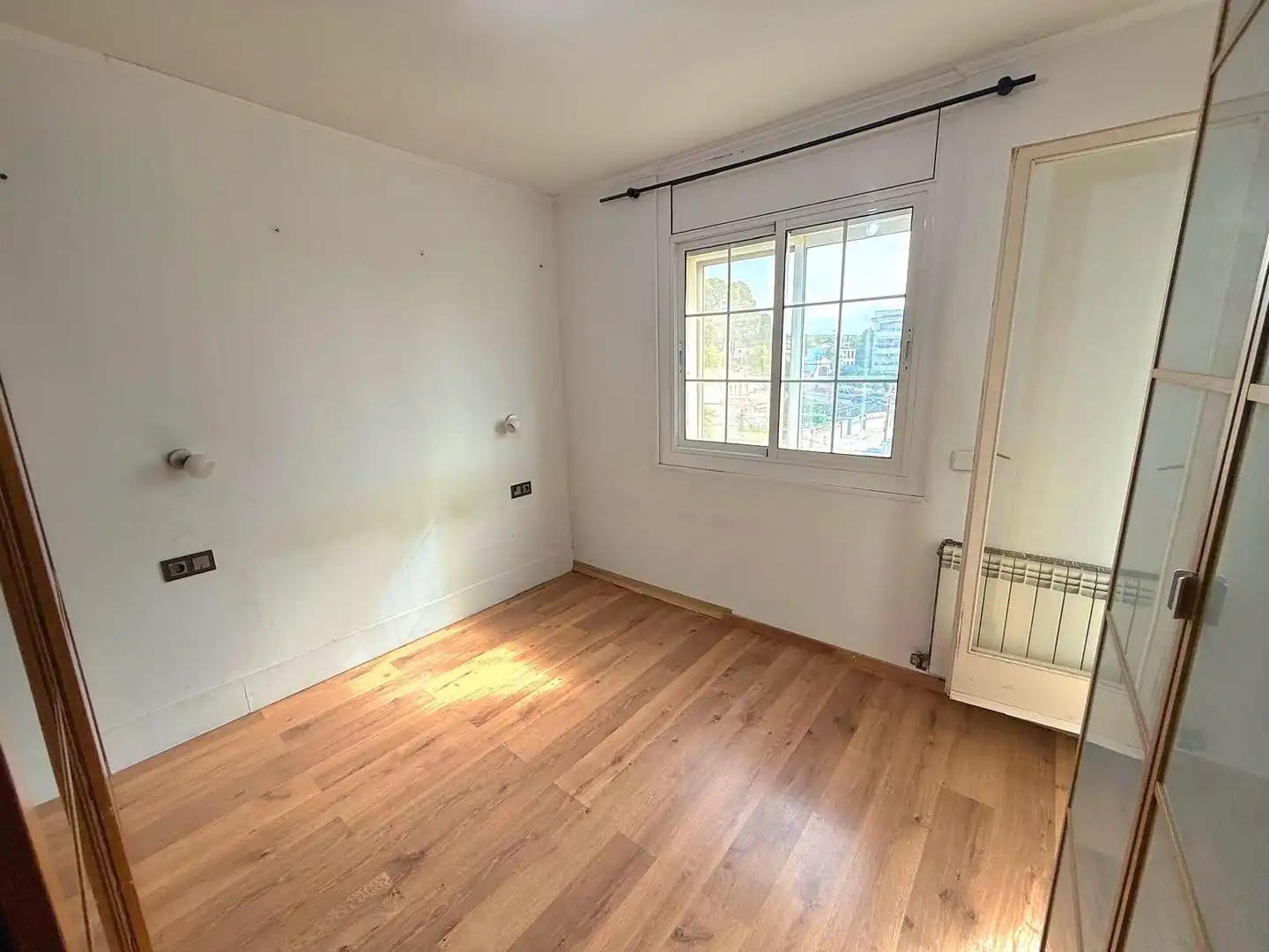 Schlafzimmer von Wohnungen zum Verkauf in Cunit mit Klimaanlage, Heizung und Parkett