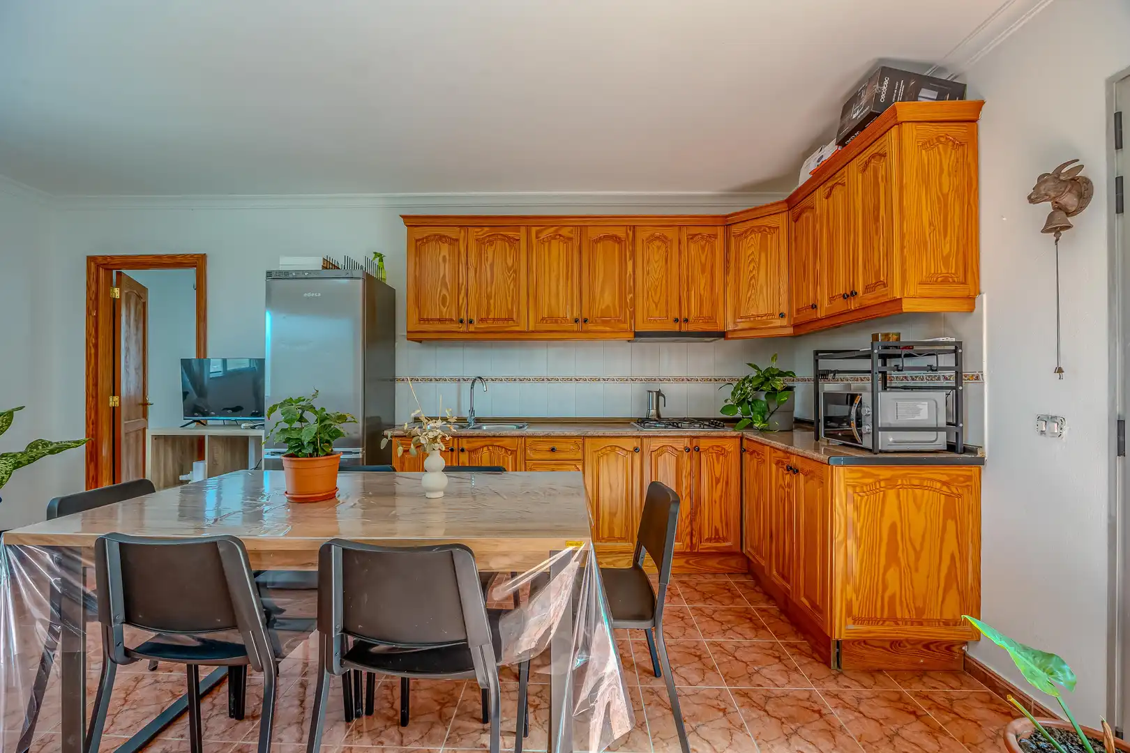 Cuina de Casa o xalet en venda en San Bartolomé de Tirajana amb Aire condicionat, Jardí privat i Terrassa