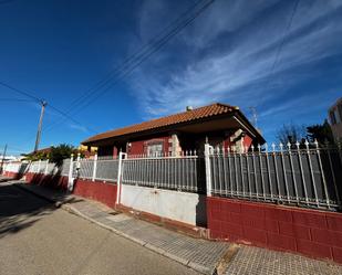 Vista exterior de Casa o xalet en venda en Cartagena amb Aire condicionat, Calefacció i Jardí privat