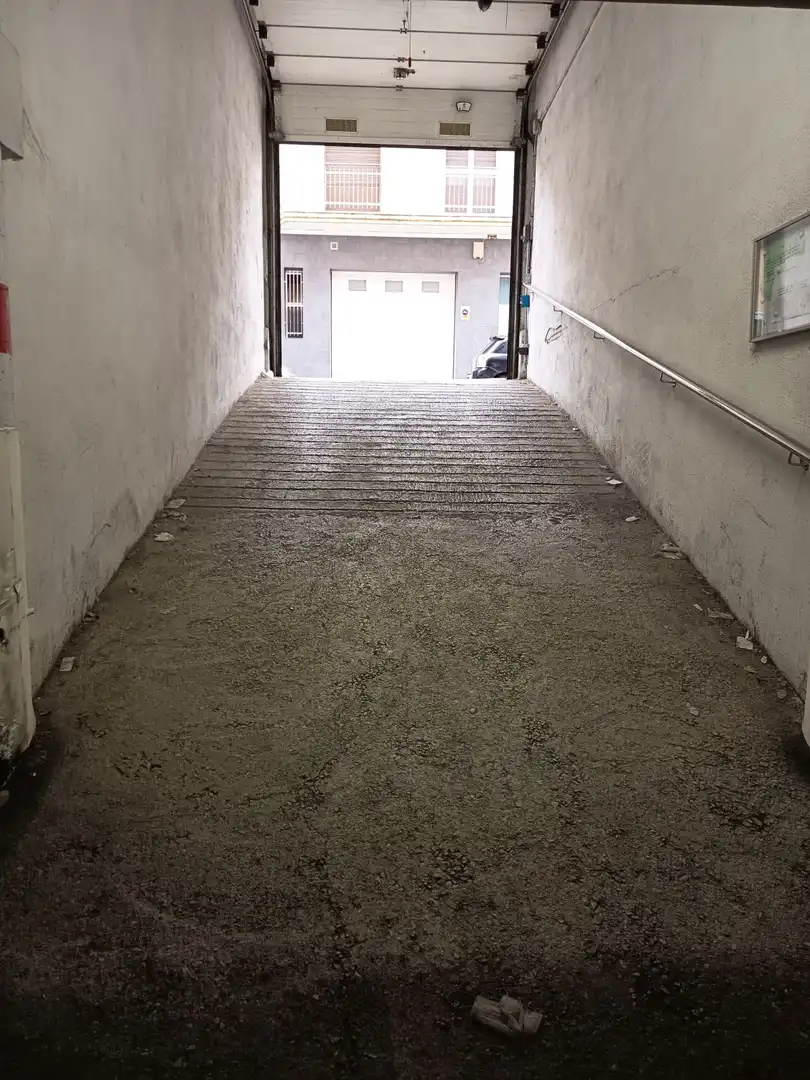 Parkplatz zum Verkauf in AGUSTINA ARAGO 40, imagen 3