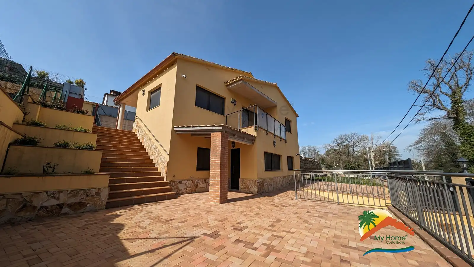 Casa amb piscina en venda a Montbarbat, imagen 3