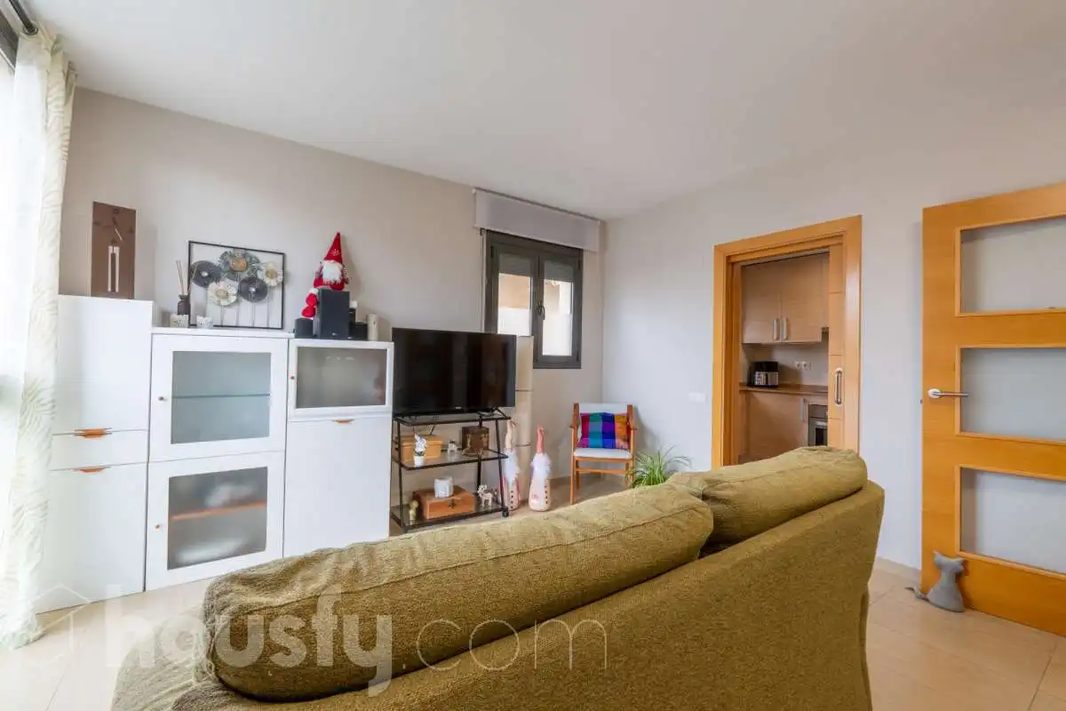 Flat for sale in CL AIGUAMOLLS, 12, Prat de Vilanova