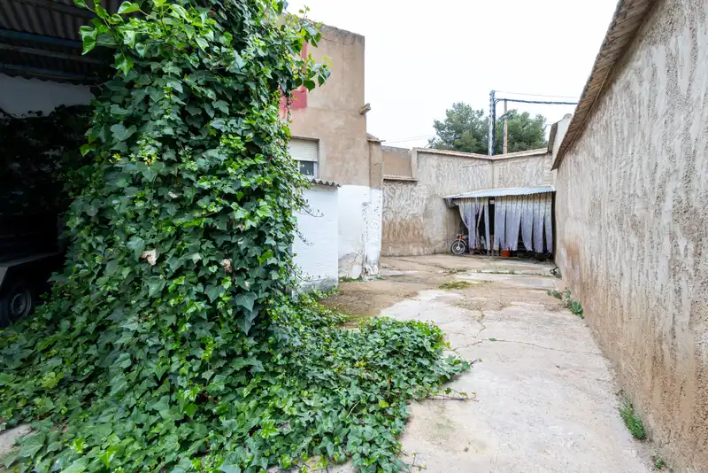 Vista exterior de Finca rústica en venda en Malagón amb Calefacció, Jardí privat i Traster