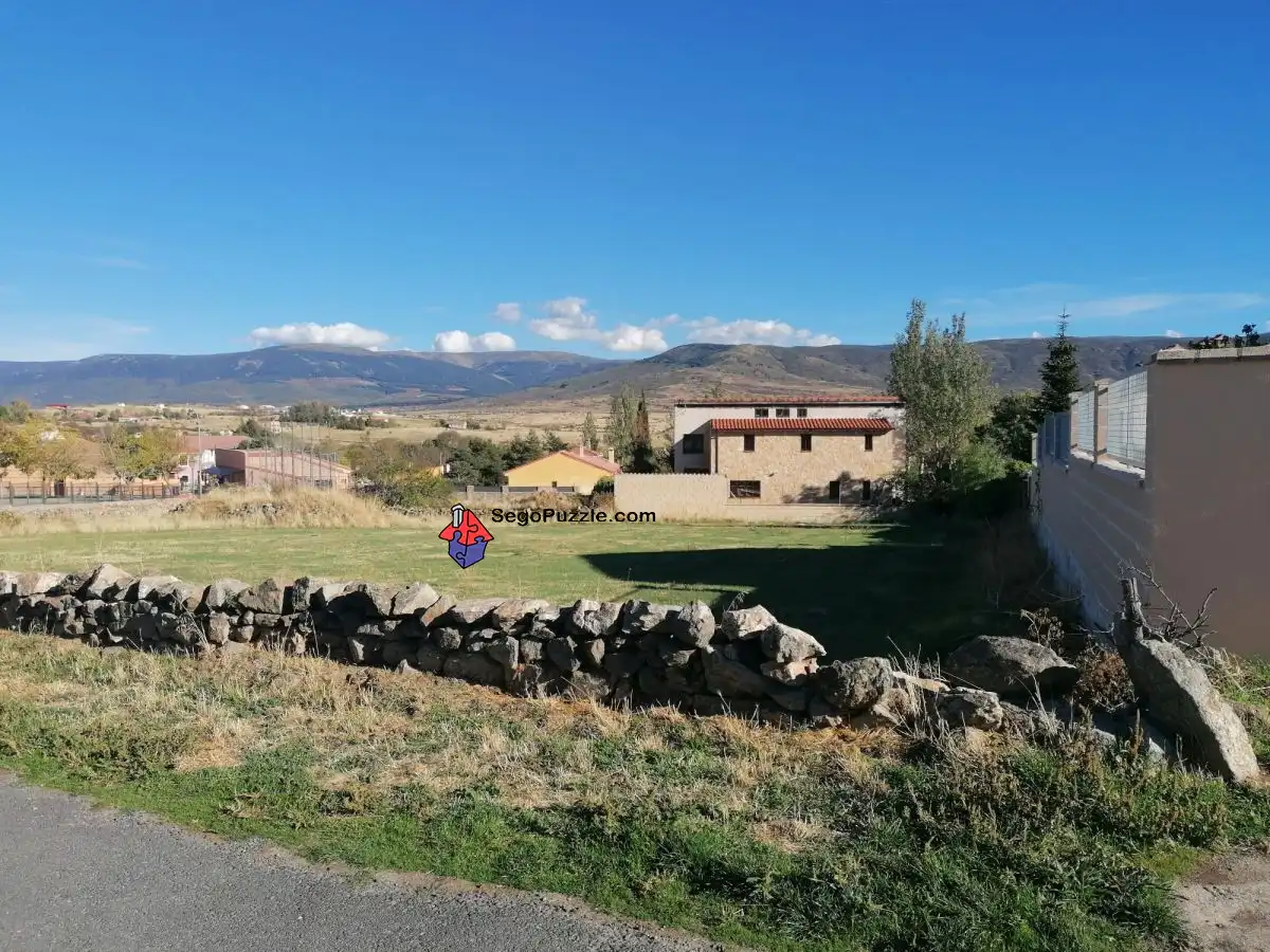 Residential land for sale in Torrecaballeros