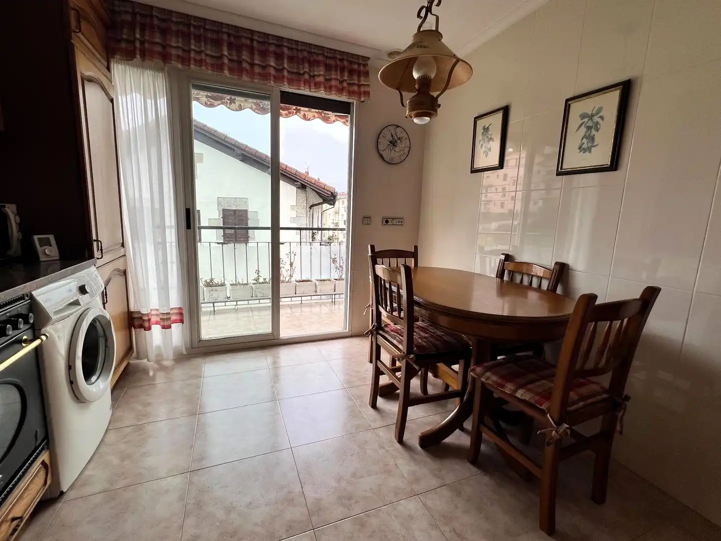 Dining room of Flat for sale in Andoain  with Air Conditioner, Heating and Parquet flooring