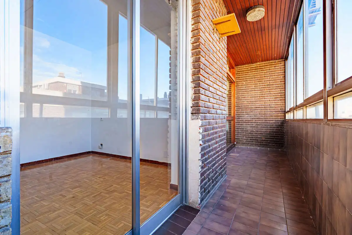 Terrasse von Wohnung zum Verkauf in Madrid mit Heizung, Terrasse und Ofen