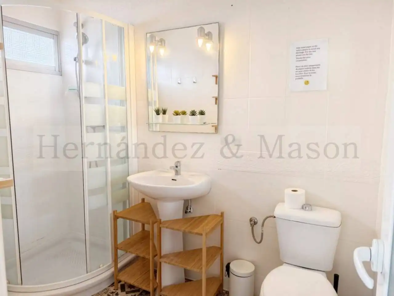 Bany de Apartament en venda en Benalmádena amb Aire condicionat, Terrassa i Moblat