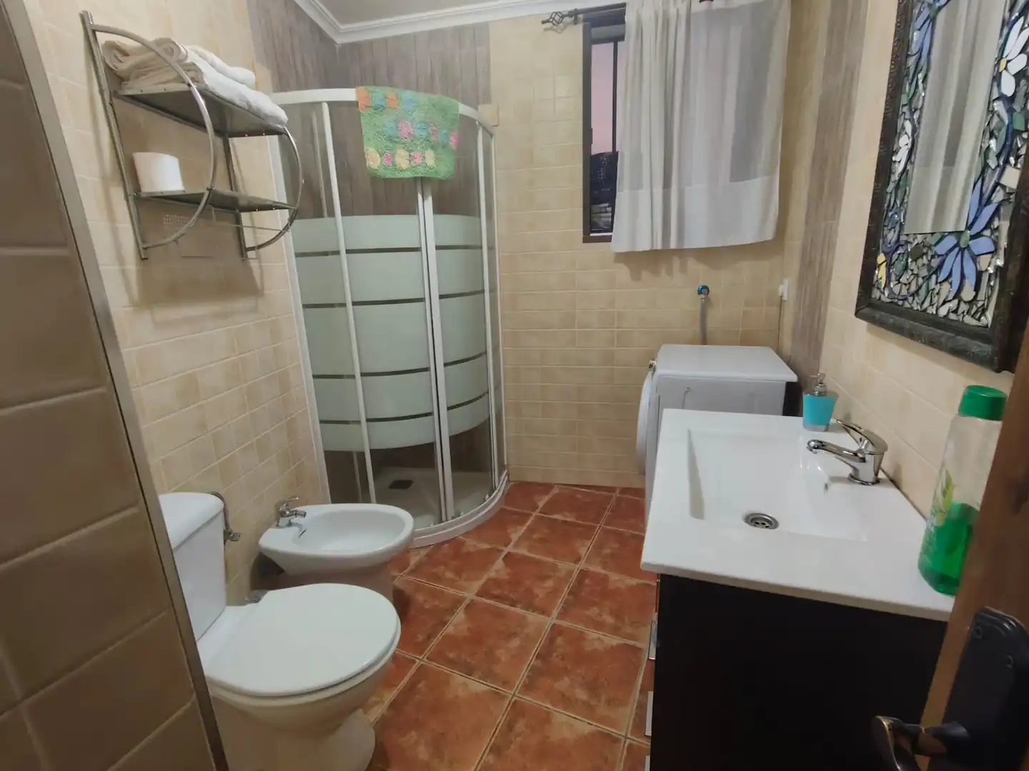 Bany de Finca rústica en venda en Guadix amb Moblat, Forn i Piscina comunitària