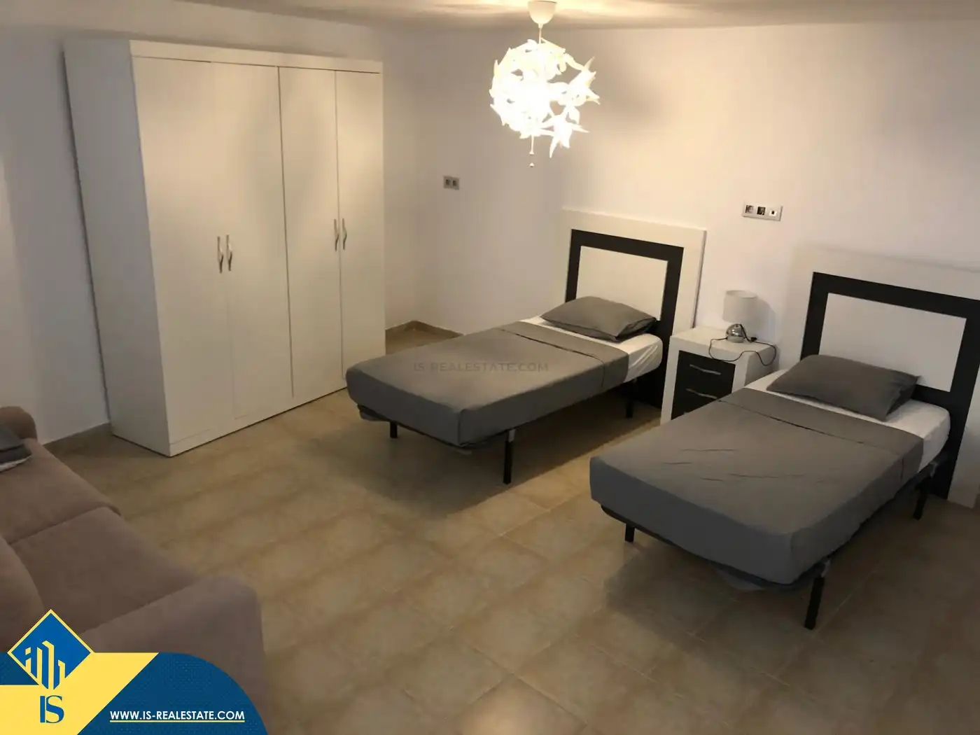 Schlafzimmer von Haus oder Chalet zur Miete in Torrevieja mit Klimaanlage, Terrasse und Schwimmbad