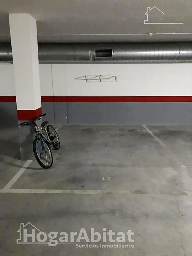 Aparcament de Casa o xalet en venda en Carboneras amb Aire condicionat, Terrassa i Piscina comunitària