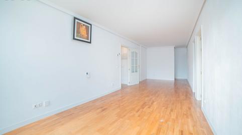 Photo 4 of Flat for sale in Avenida del Cantábrico, 141, Las Castañeras - Bulevar, Madrid