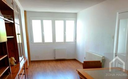 Bedroom of Flat for sale in  Madrid Capital  with Air Conditioner