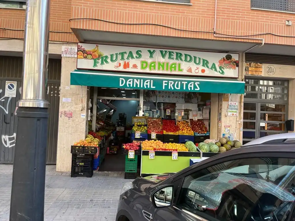 Gewerbefläche zum Verkauf in San Valeriano 20