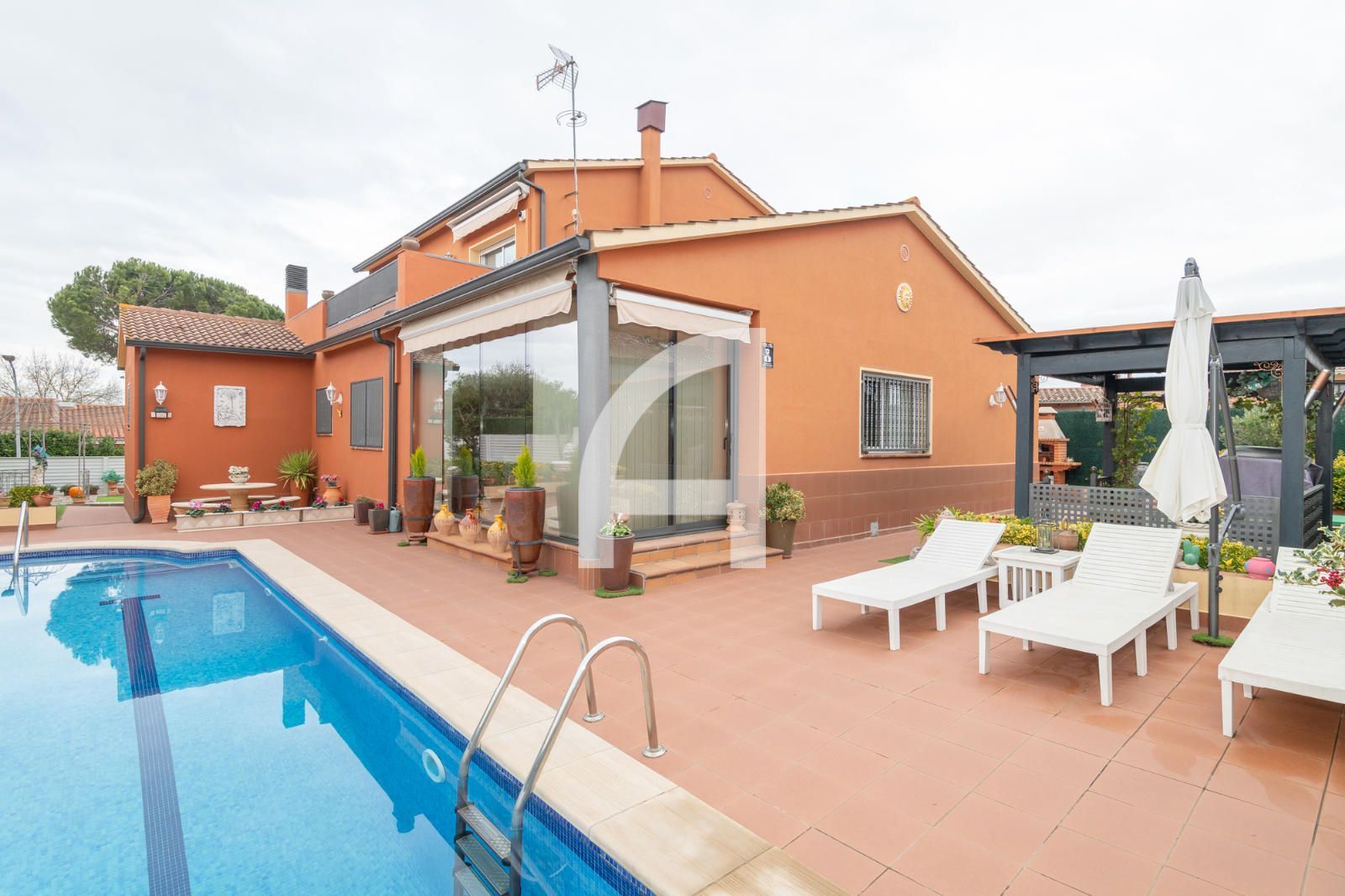 Jardí de Casa adosada en venda en Vidreres amb Aire condicionat, Calefacció i Jardí privat