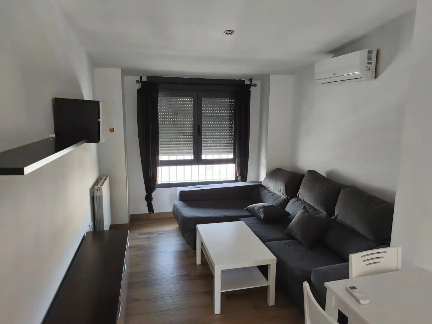 Wohnzimmer von Wohnung zur Miete in Badajoz mit Klimaanlage, Heizung und Möbliert