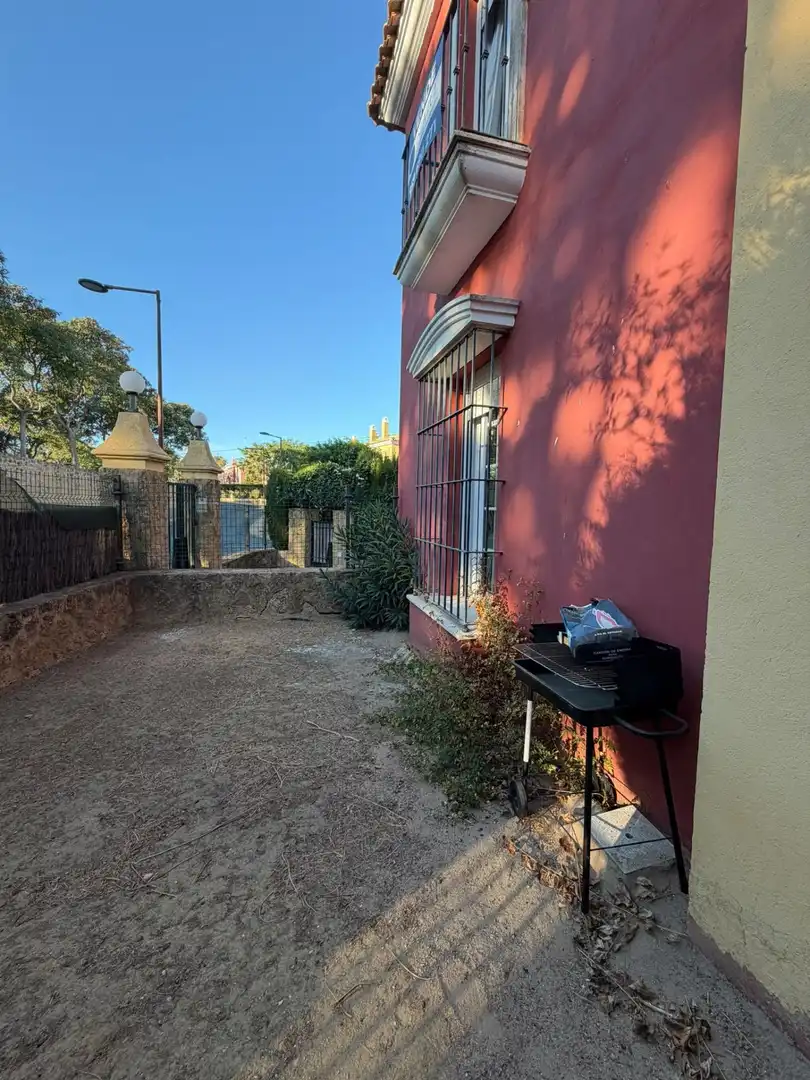 Vista exterior de Casa adosada en venta en Islantilla con Jardín privado, Terraza y Trastero