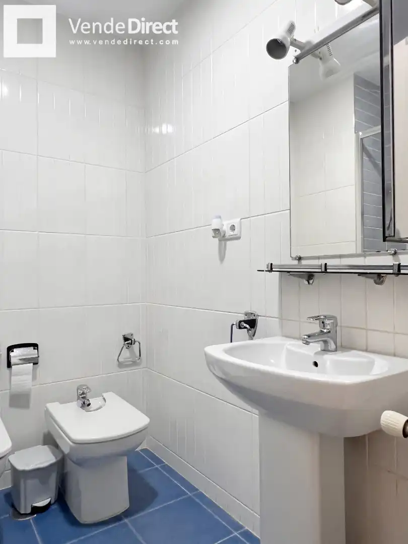 Baño de Piso en venta en Madrid con Aire acondicionado, Calefacción y Alarma
