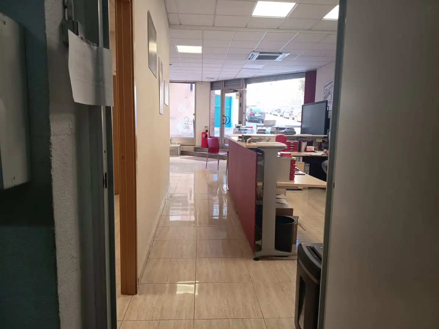 Local en venta en Alicante / Alacant con Aire acondicionado, Internet y Alarma
