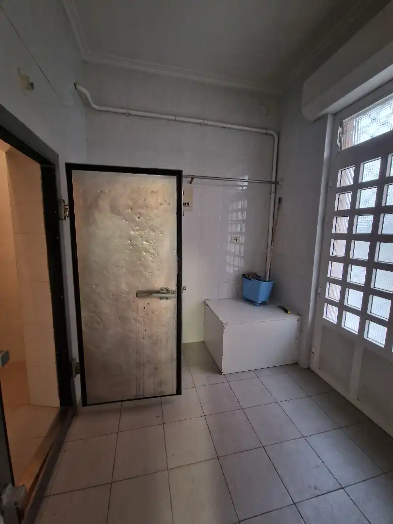 Bathroom of Commercial properties for rent in Ferrol