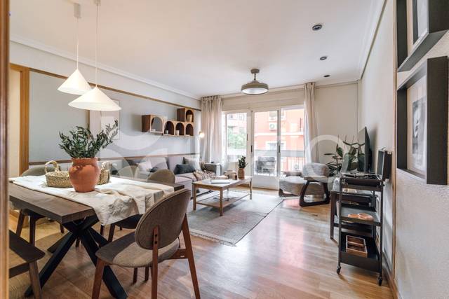 Apartamento en Alquiler en Calle de Trueba y Fernández en Hispanoamérica - Bernabéu