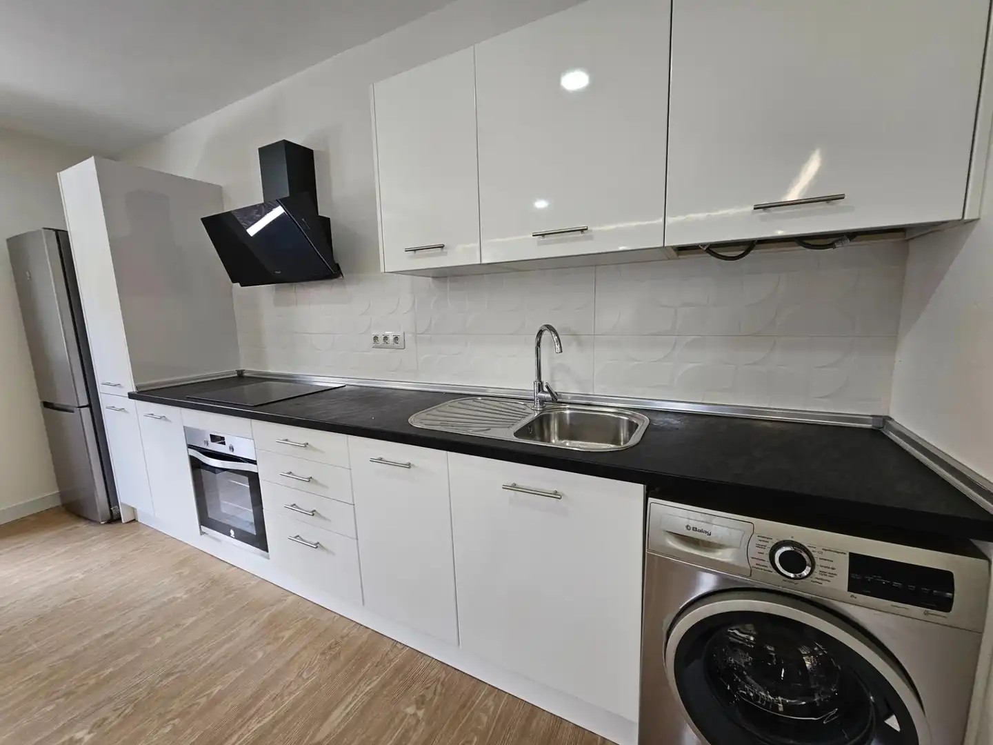 Cocina de Piso de alquiler en Las Palmas de Gran Canaria con Aire acondicionado, Parquet y Balcón