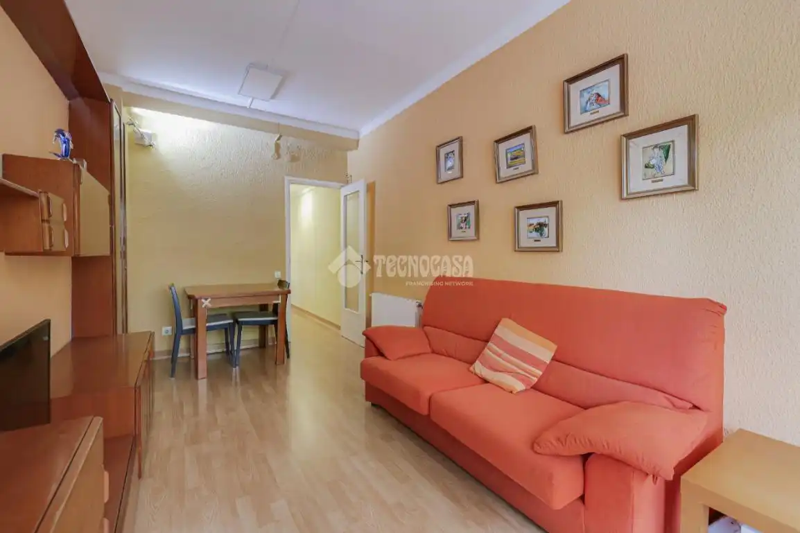 Flat for sale in Sant Andreu, imagen 4