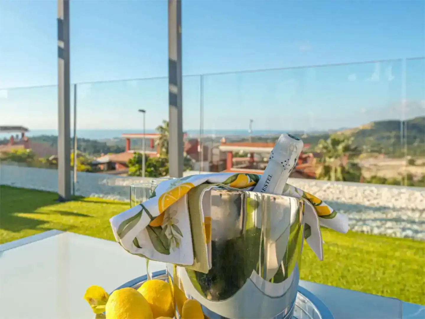 Terrassa de Casa o xalet en venda en Finestrat amb Aire condicionat, Piscina i Balcó