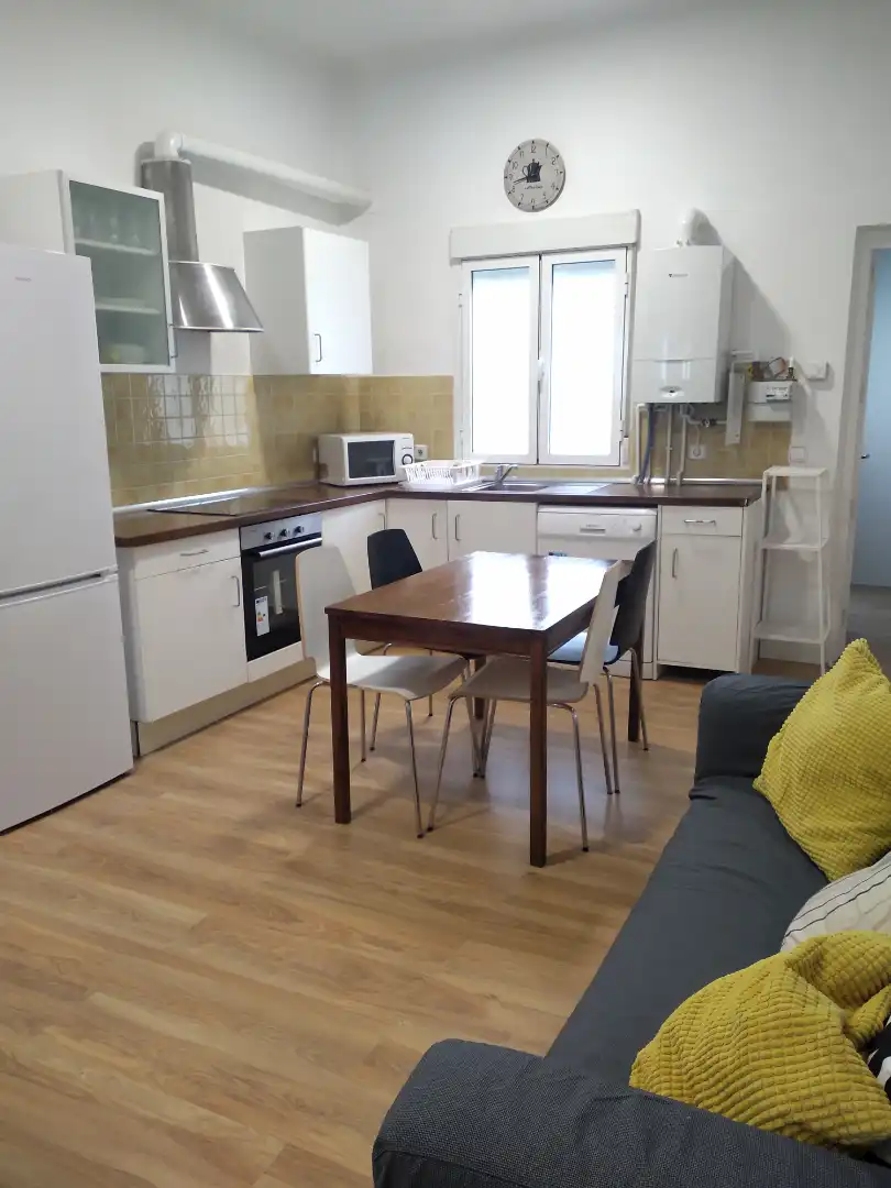 Habitació a Calle del Calvario, 16, Embajadores - Lavapiés