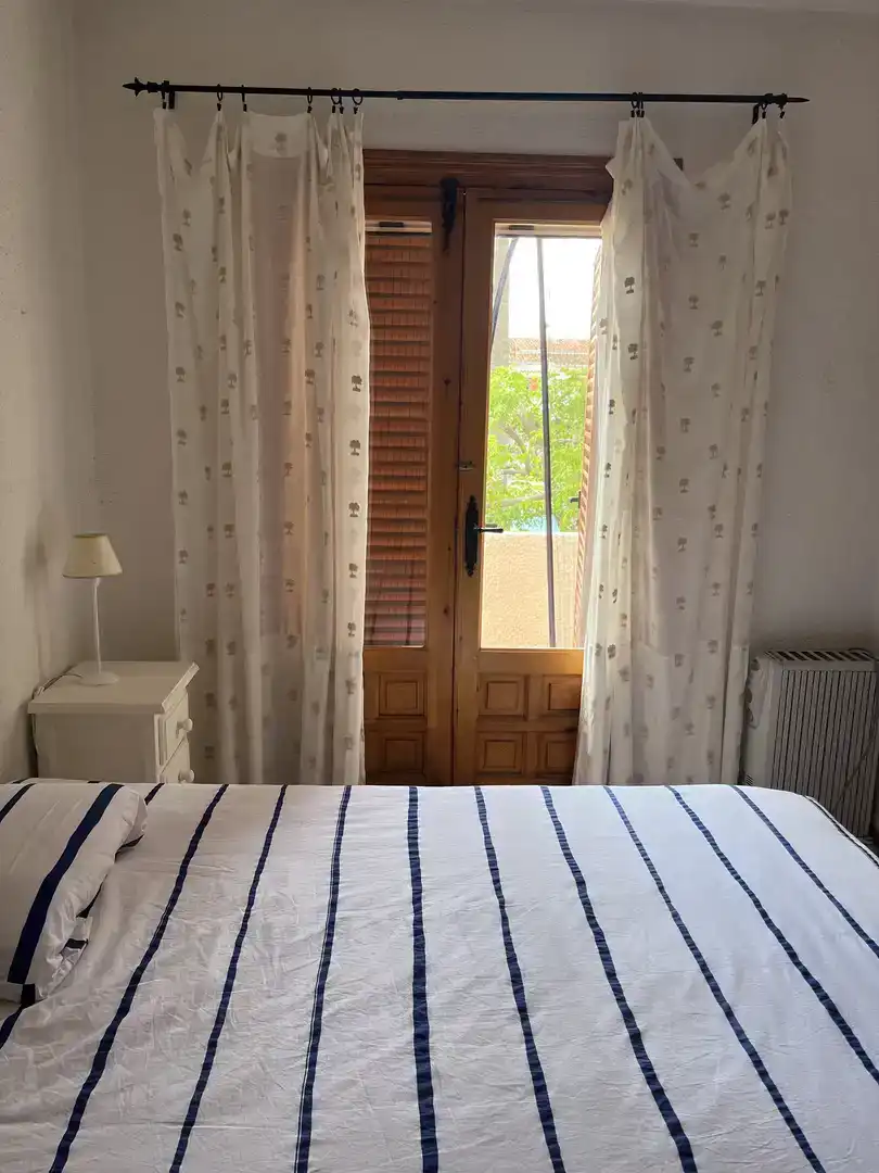 Bedroom of Flat for rent in Els Poblets  with Air Conditioner, Private garden and Storage room