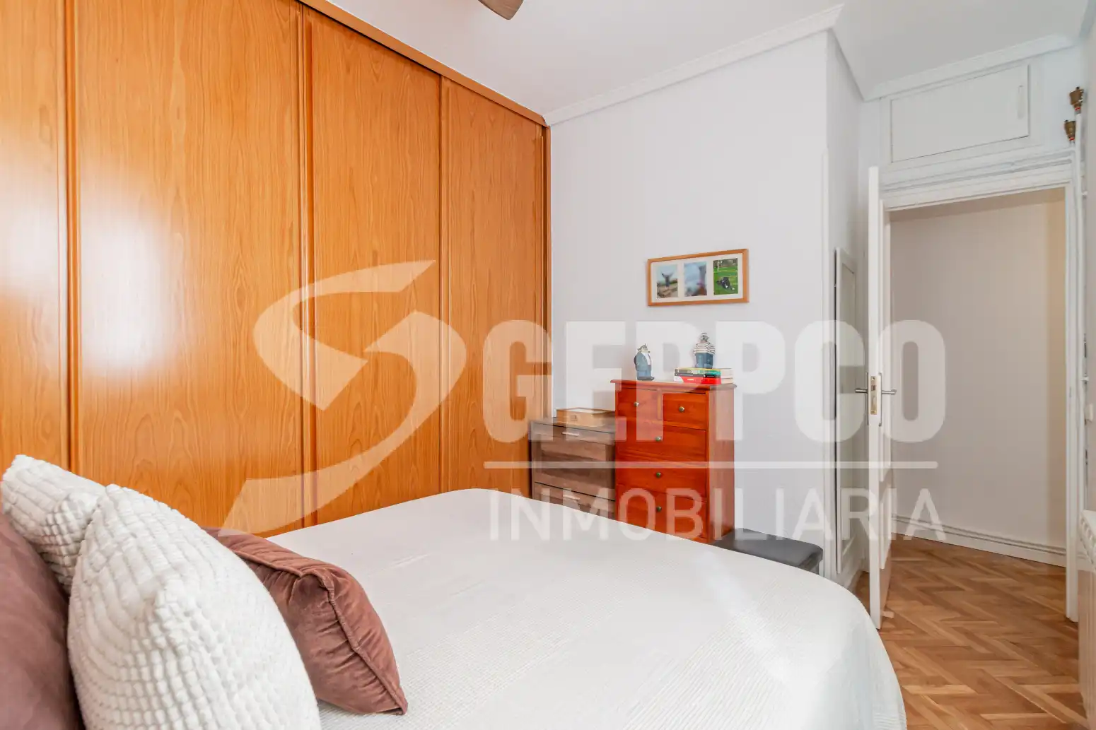 Bedroom of Flat for sale in Madrid