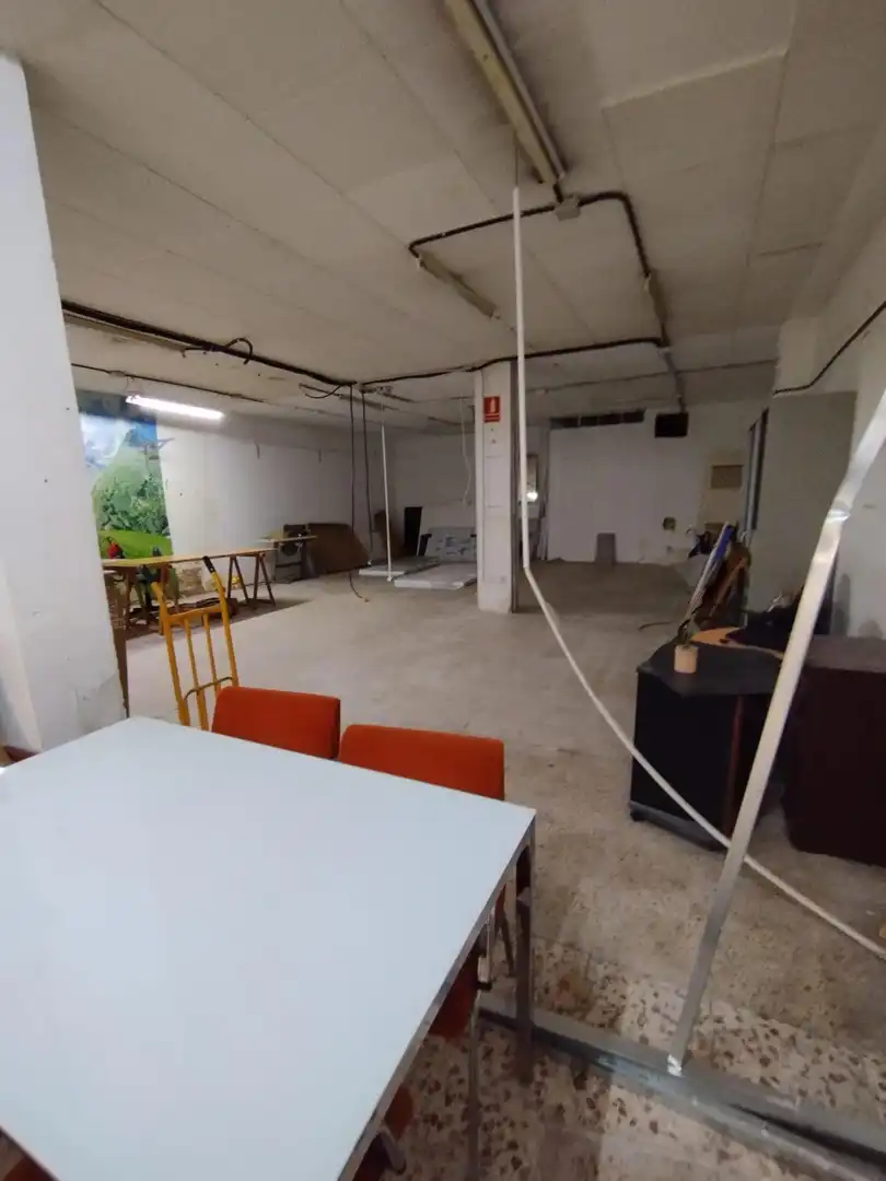Local comercial en venda a La Gavarra, imagen 4