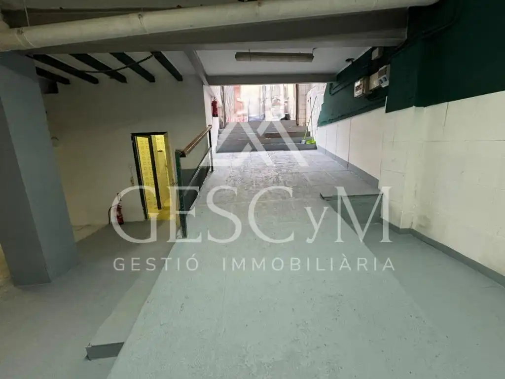 Local comercial en venda a Les Planes, imagen 3