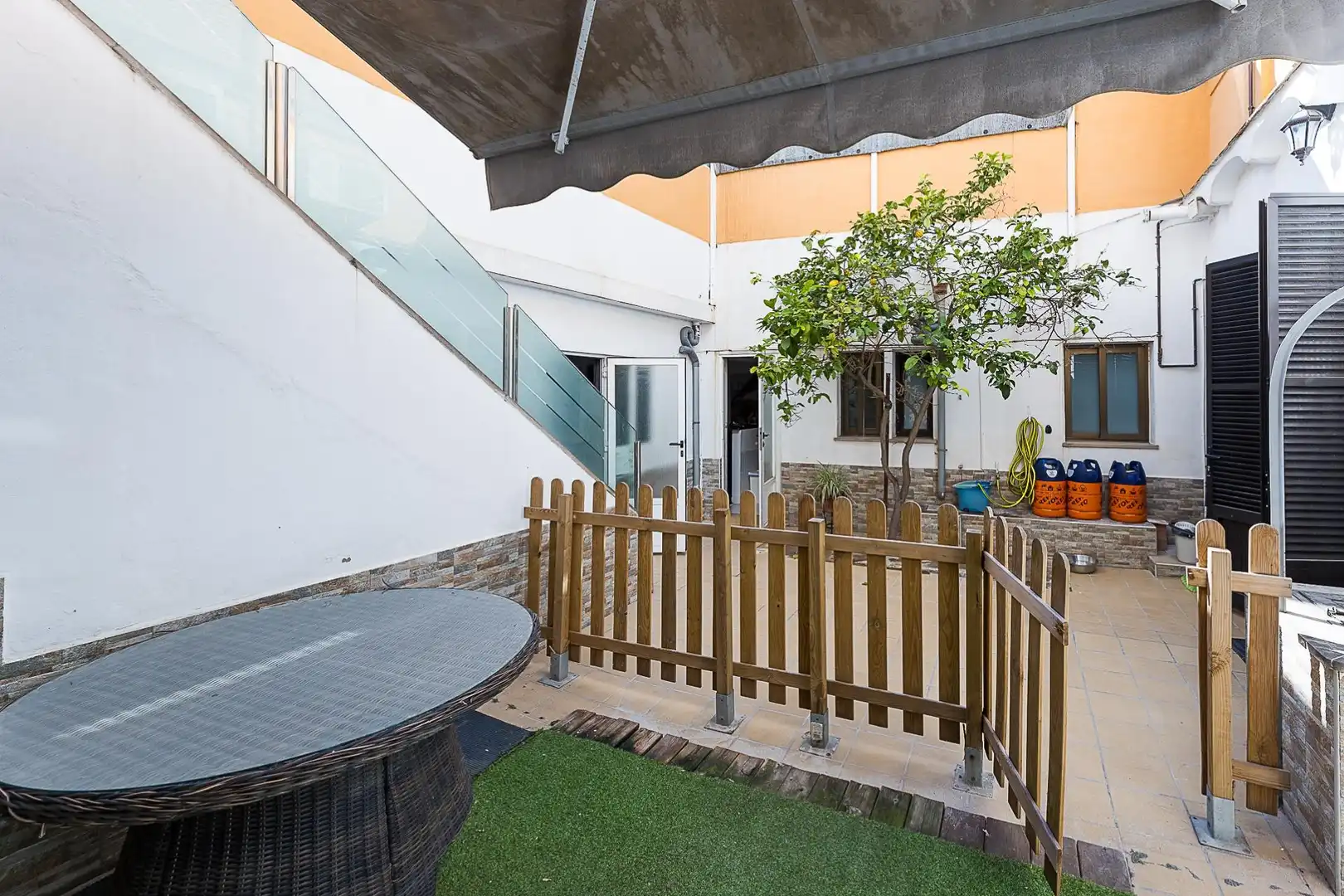 Terrasse von Erdgeschoss zum Verkauf in  Palma de Mallorca mit Klimaanlage, Terrasse und Abstellraum