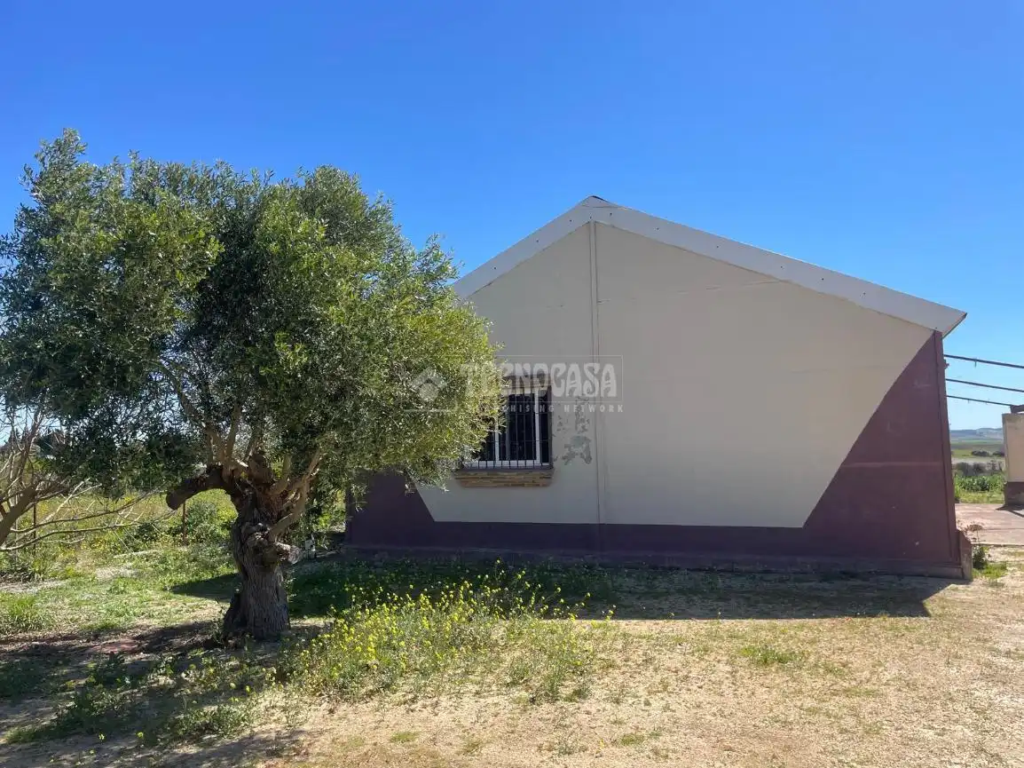 Casa rústica en venda a Núcleo urbano, imagen 2