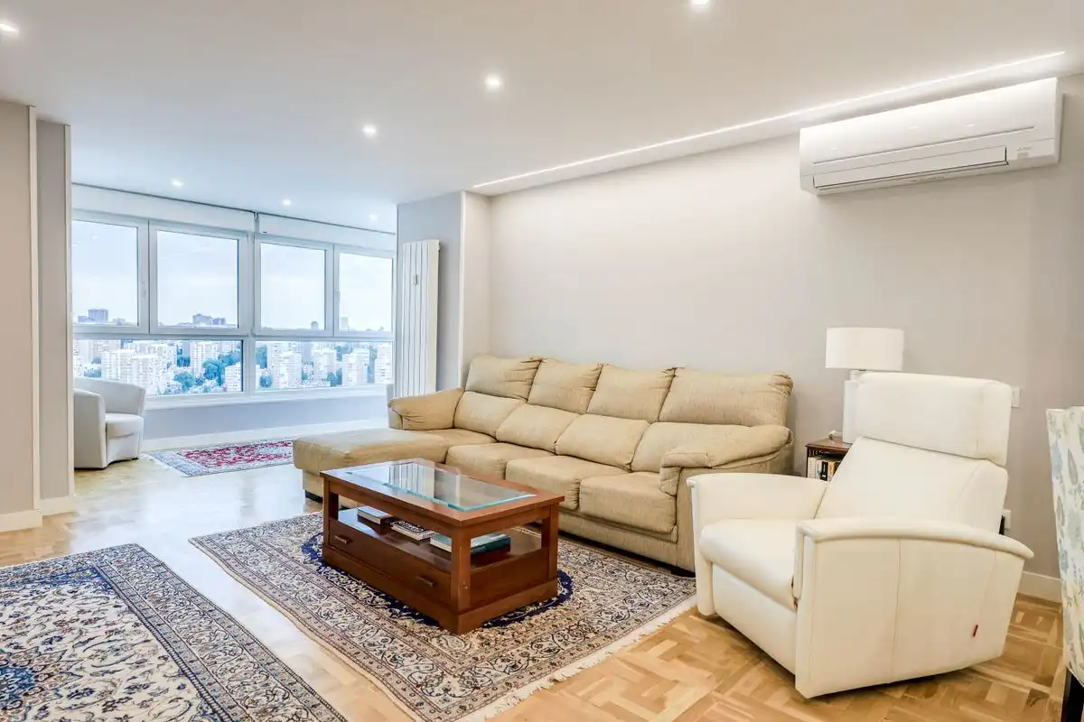 Flat with pool for sale in Calle de Fermín Caballero, imagen 11