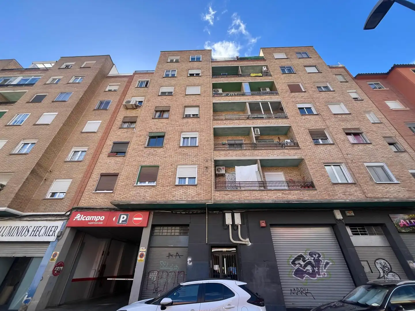 Pis amb terrassa en venda a Calle de Raquel Meller 10