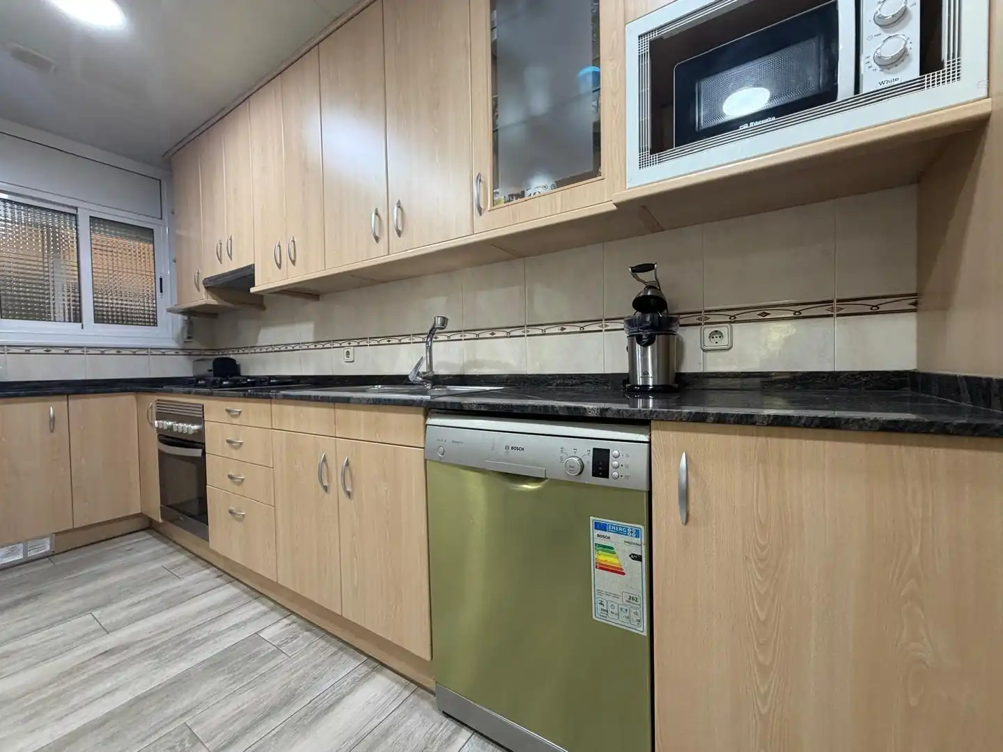 Kitchen of Flat for sale in Barberà del Vallès  with Air Conditioner, Heating and Terrace