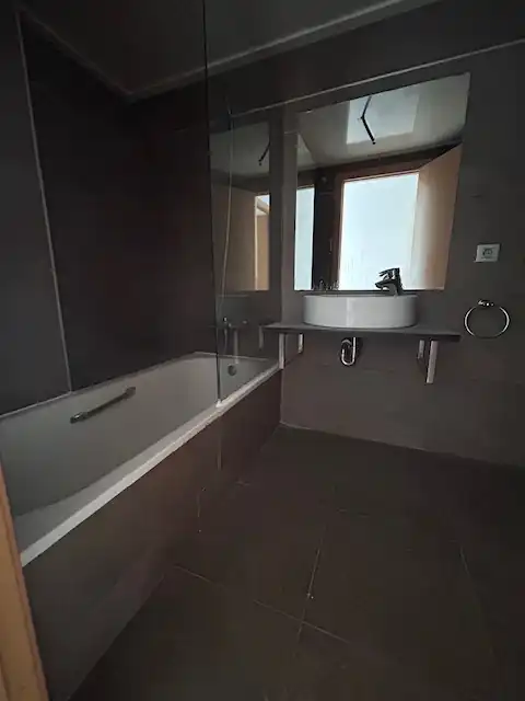 Baño de Piso en venta en Mislata con Aire acondicionado, Parquet y Horno