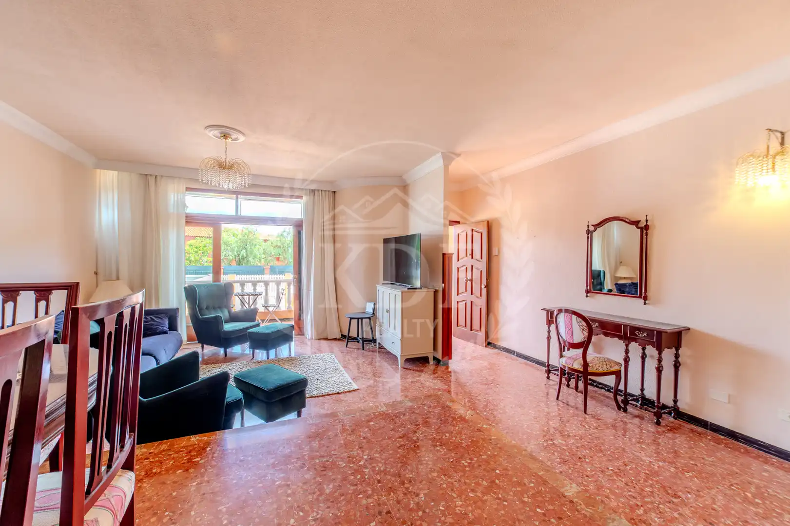 Sala d'estar de Casa o xalet en venda en Santa Cruz de Tenerife amb Terrassa, Traster i Moblat