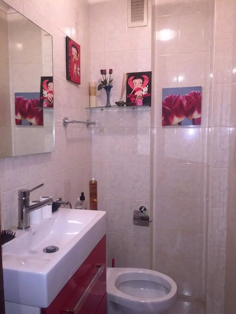Baño de Piso en venta en Benavente con Calefacción, Terraza y Amueblado