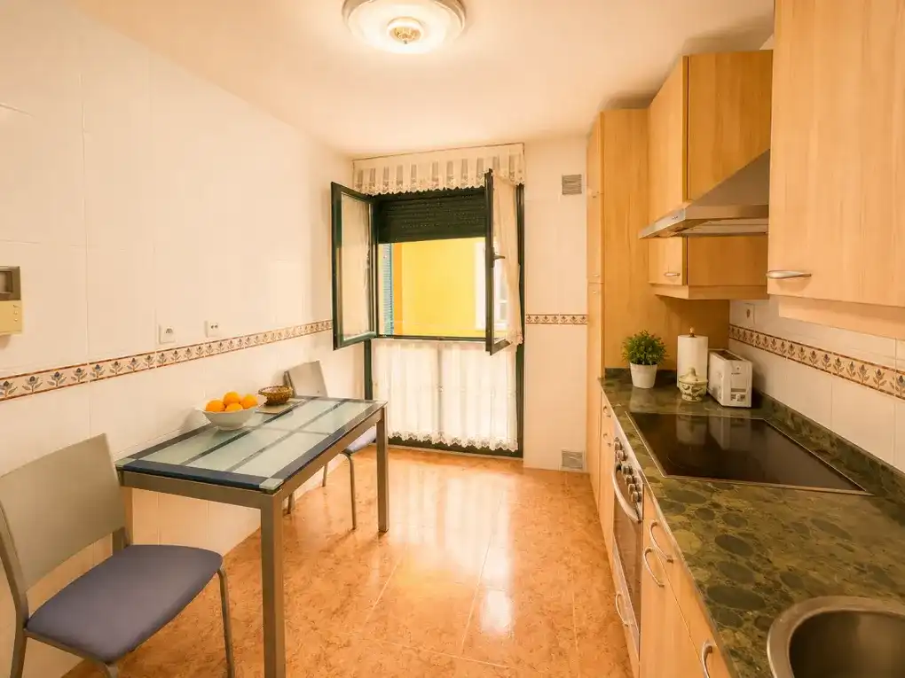 Cocina de Apartamento en venta en Cabrales con Calefacción y Amueblado